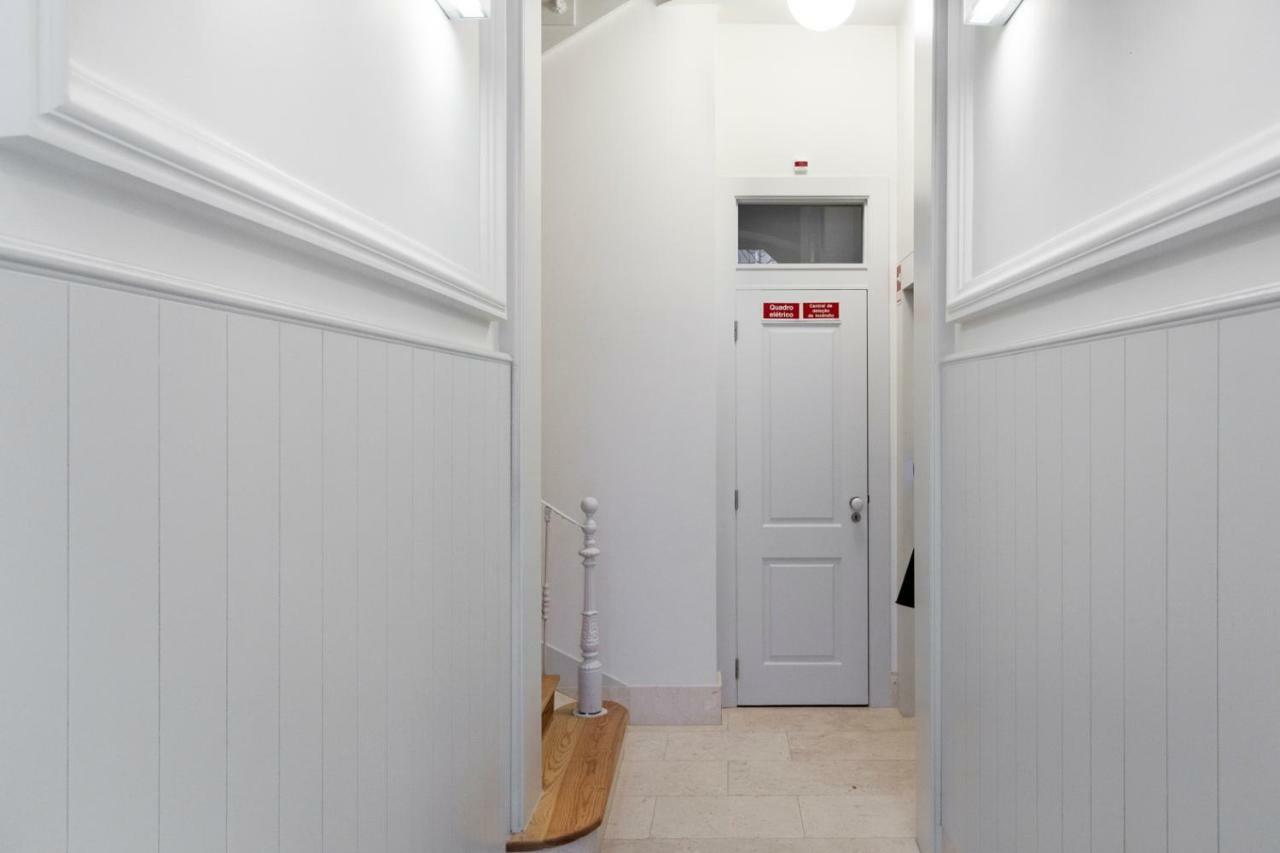 Ferienwohnung Joivy Splendid Flats Near Santa Justa Lift Lissabon Exterior foto