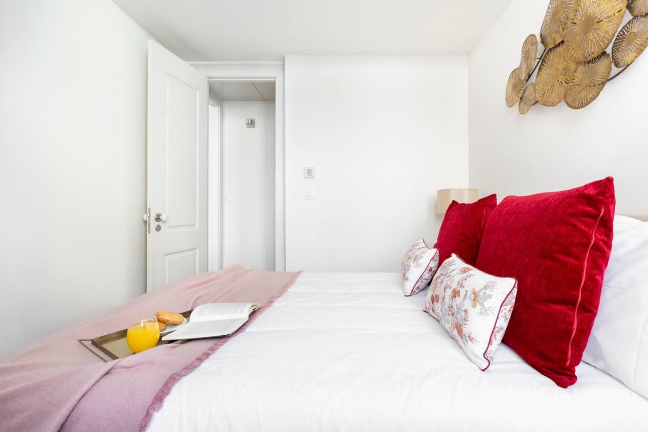 Ferienwohnung Joivy Splendid Flats Near Santa Justa Lift Lissabon Exterior foto