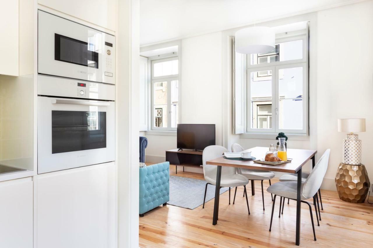 Ferienwohnung Joivy Splendid Flats Near Santa Justa Lift Lissabon Exterior foto