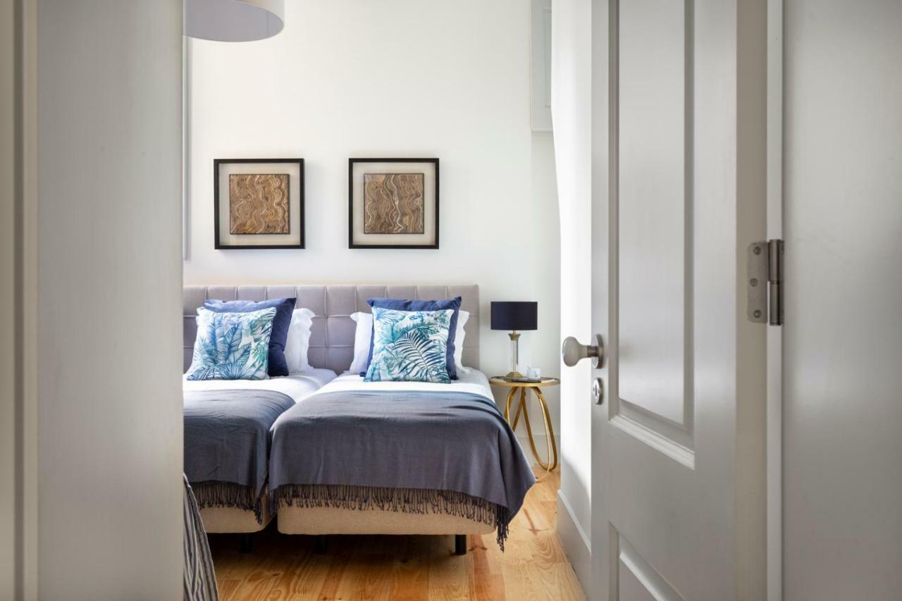 Ferienwohnung Joivy Splendid Flats Near Santa Justa Lift Lissabon Exterior foto