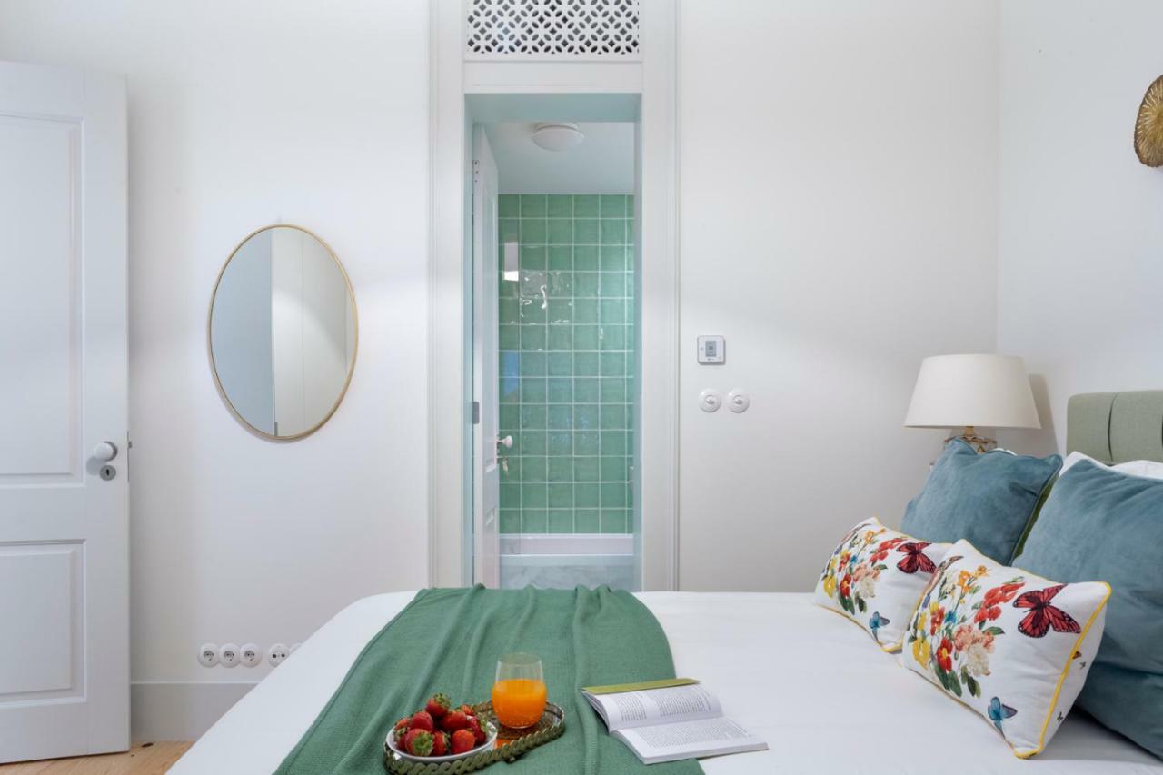 Ferienwohnung Joivy Splendid Flats Near Santa Justa Lift Lissabon Exterior foto